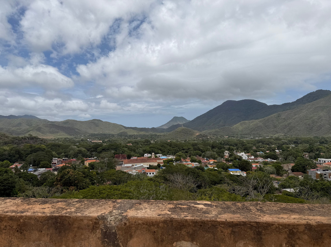 V2 Aventuras. Tours, EBikes. Trekking, Kayak, Camping. Sightseeing, Local Food, History, Communities. Margarita Island.-玛格丽塔岛必去景点