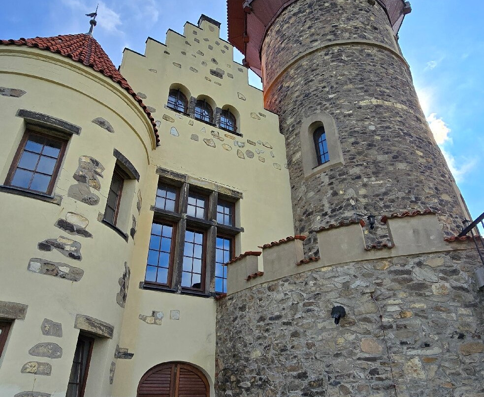 Hnevín Castle-Most必去景点
