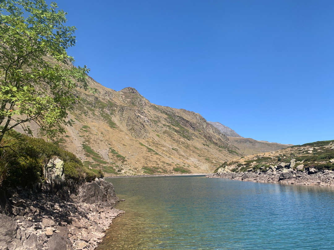 Lac bleu d'ilheou
