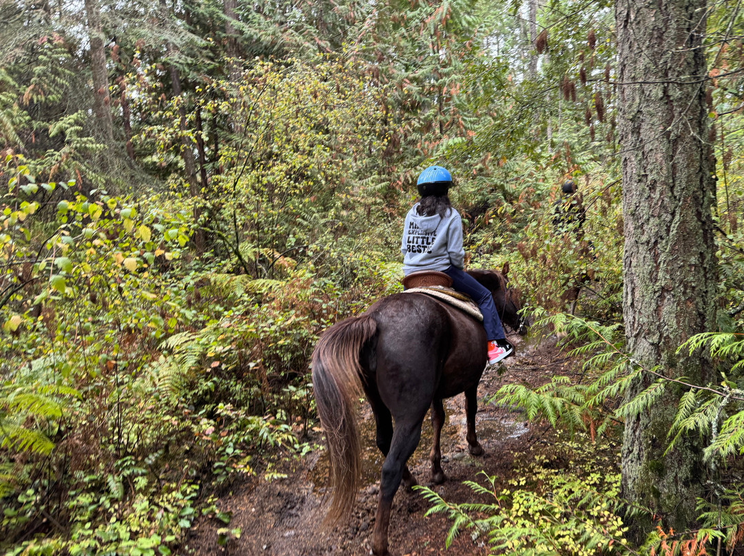 Paradise Acres Ranch-Nanoose Bay必去景点