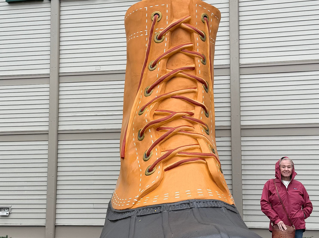 L.L. Bean Factory Store-弗里波特必去景点