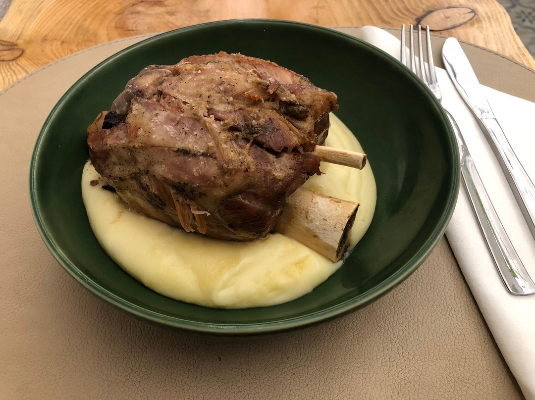 Finalmente si mangia e si beve