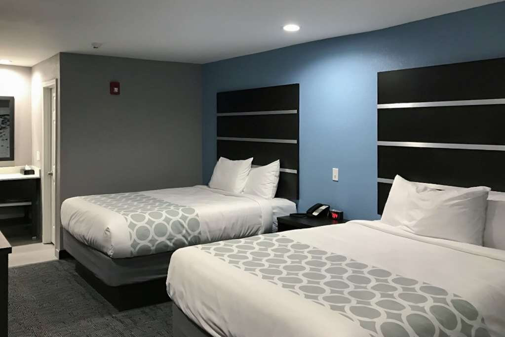 Rodeway Inn Calhoun South主图