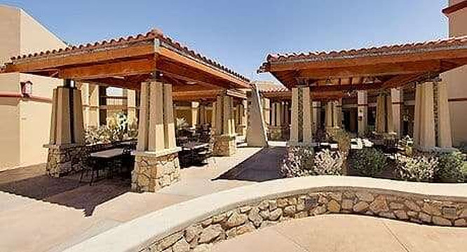 Biggs Field酒店住宿-Wyndham El Paso Airport Hotel and Water Park