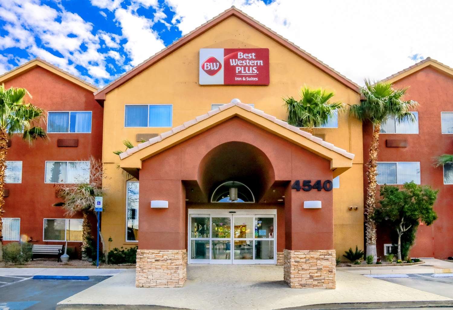 Best Western Plus North Las Vegas Inn & Suites-官方