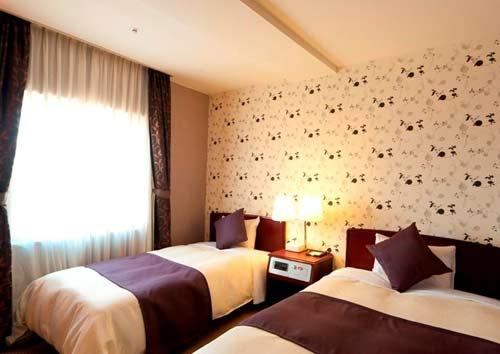 Andiamo Partenza Hotel-官方