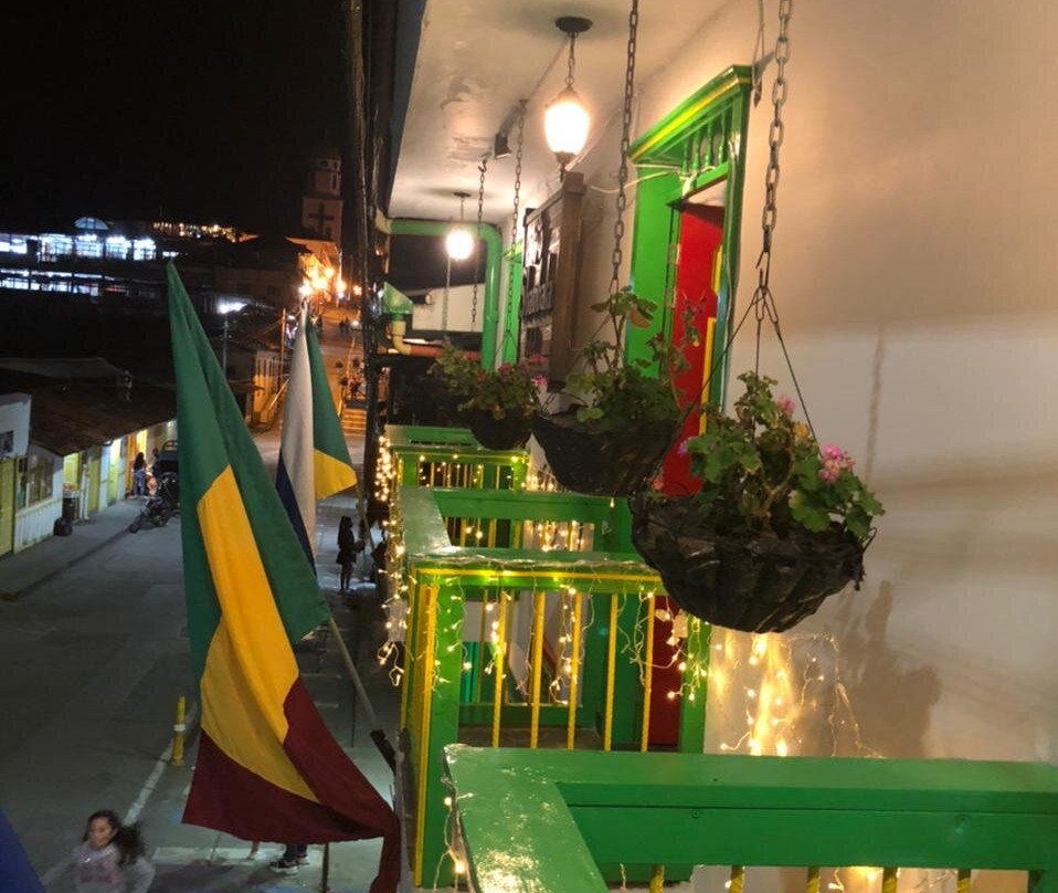 萨伦托酒店住宿-Hotel Shambala