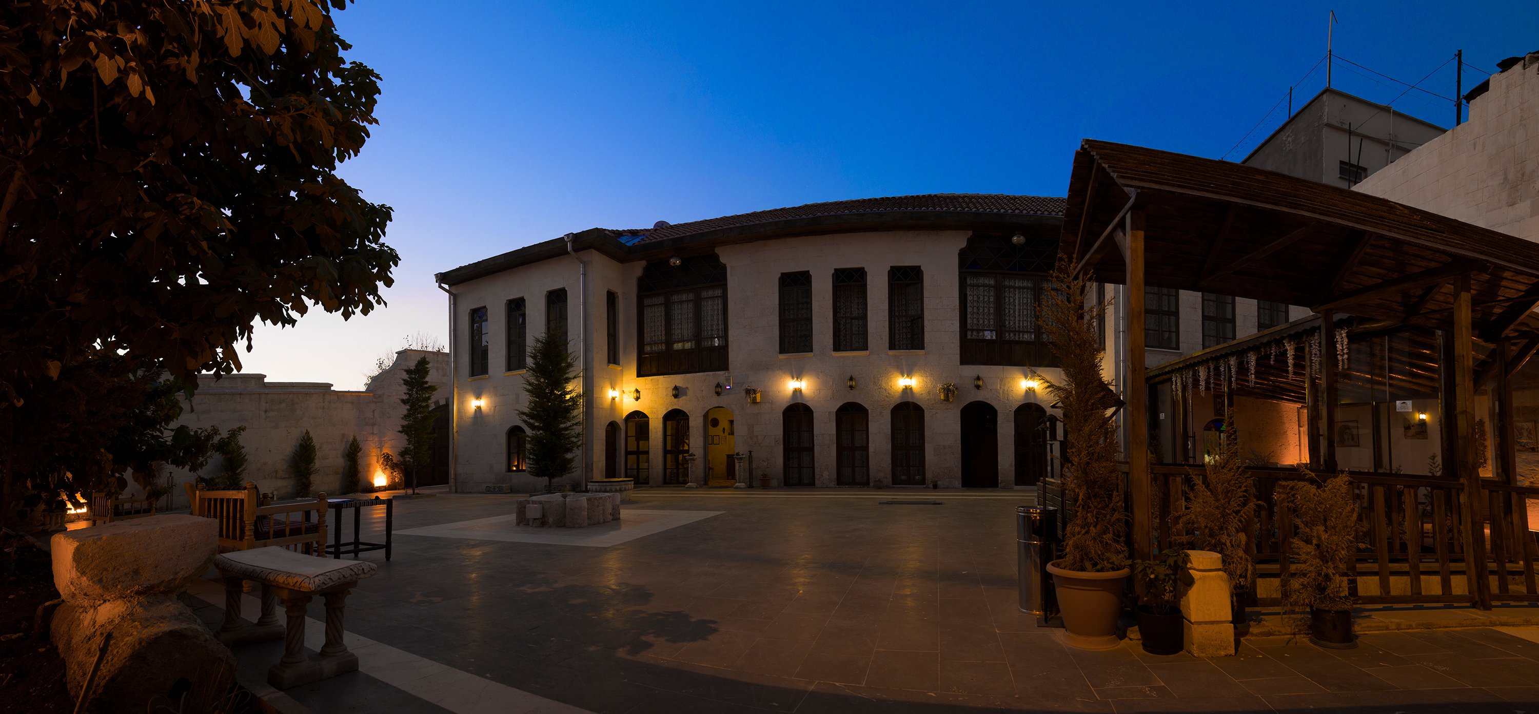 Ali Bey Konagi-官方