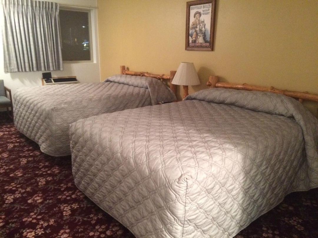 Buffalo Bill's Antlers Inn