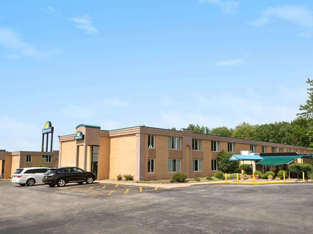 Days Inn by Wyndham Willoughby/Cleveland