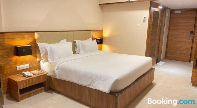 Hotel High Rise Regency