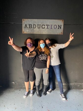 Abduction 3 The Exam-瓦西亚马德里德必去景点