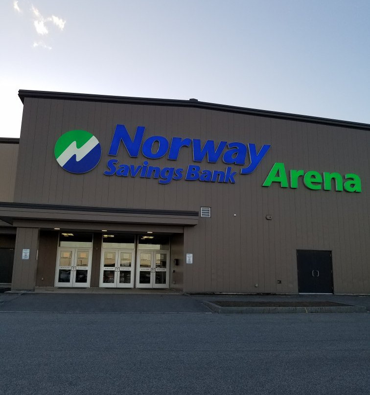 Norway Savings Bank Arena景点图片