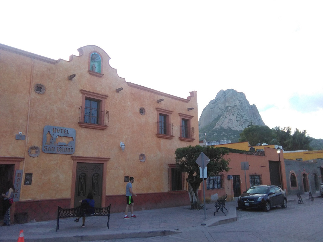 Hotel San Isidro主图