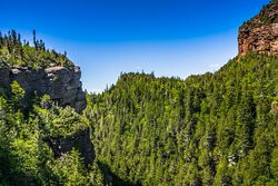 Petit Mont Sainte Anne-Perce必去景点