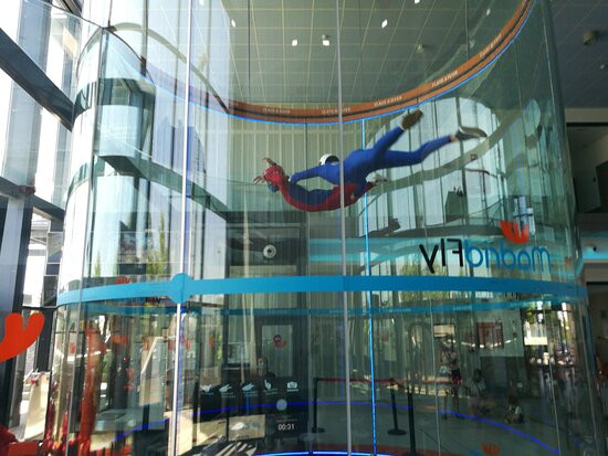 Madrid Fly-拉斯罗萨斯必去景点