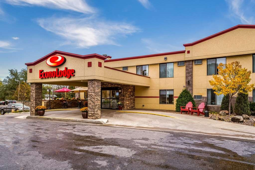 Econo Lodge - Mayo Clinic Area