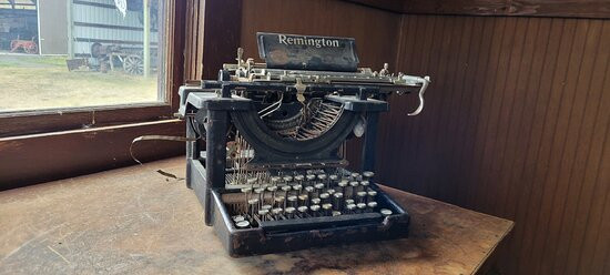 Old Molson Museum Ghost Town景点图片