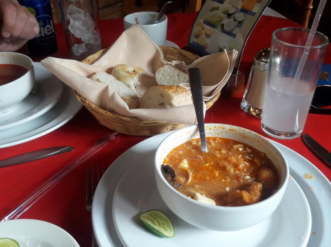 Ocoyoacac餐馆和美食-La Escondida