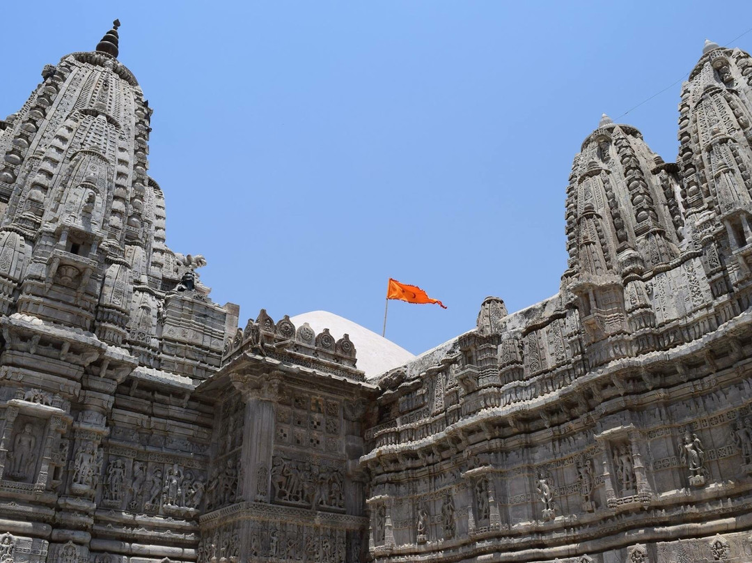 Rishabhdeo Or Kesariyaji Jain Temple景点图片