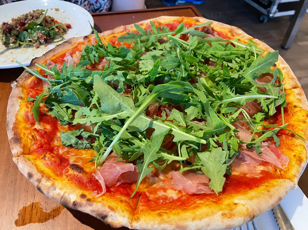 Amalfitana Artisan Pizza Bar