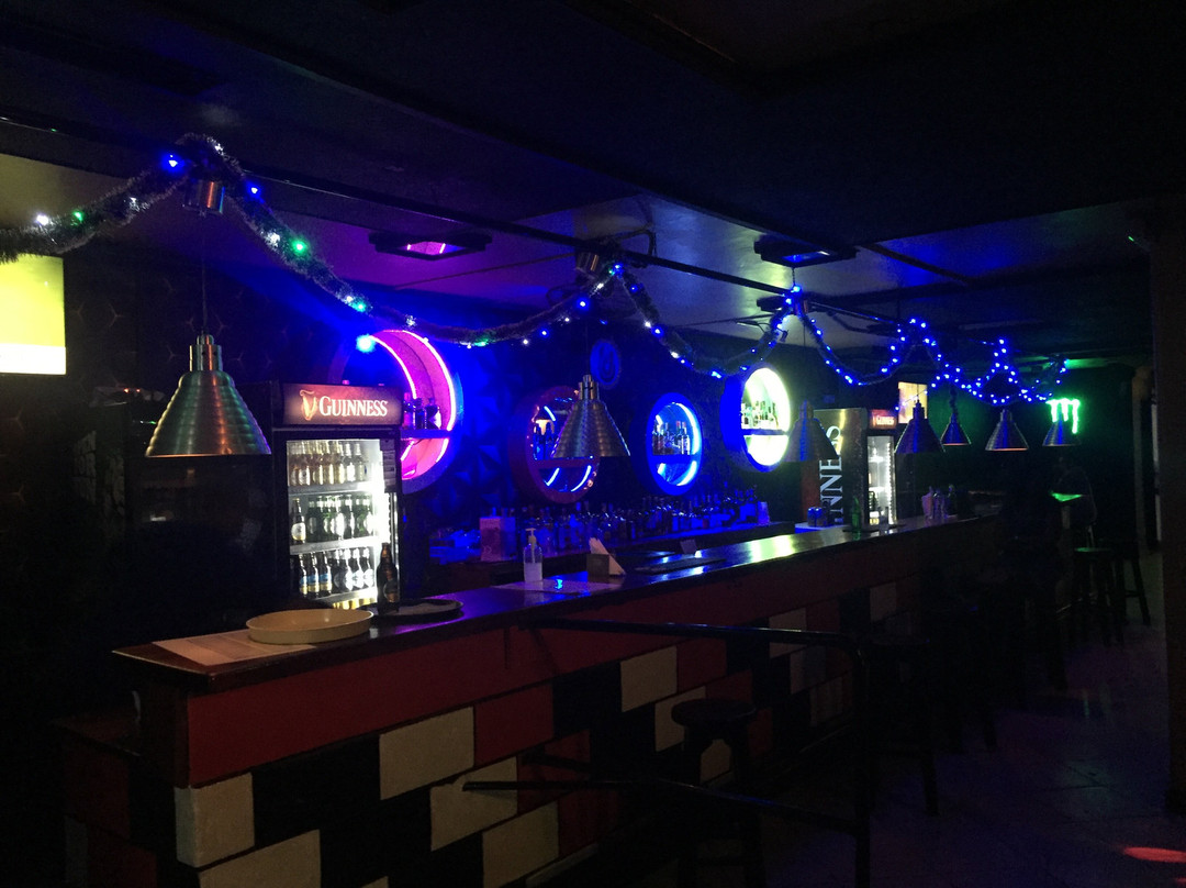 The Bossden Bar And Resturant