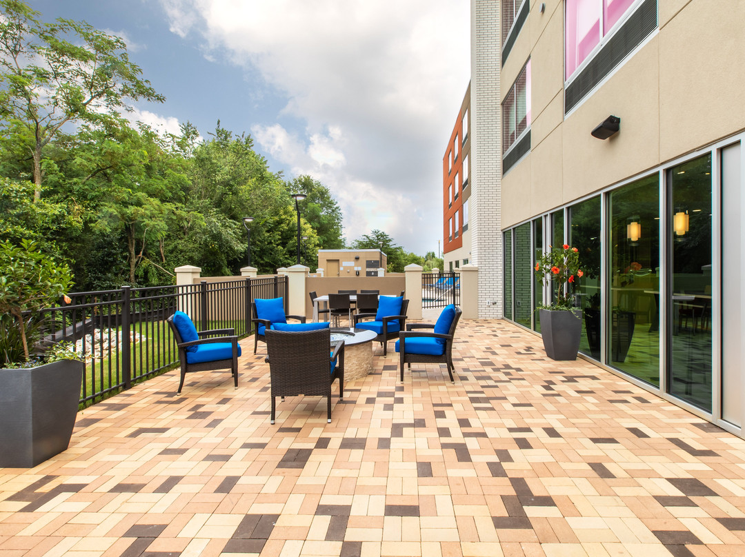 Holiday Inn Express & Suites Greenville S - Piedmont By IHG主图