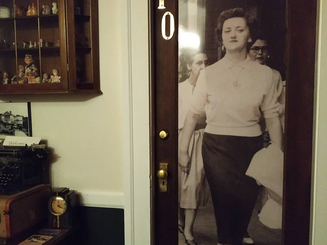 老法院旅馆主图