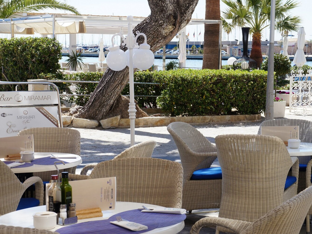 Restaurant & Bar Miramar