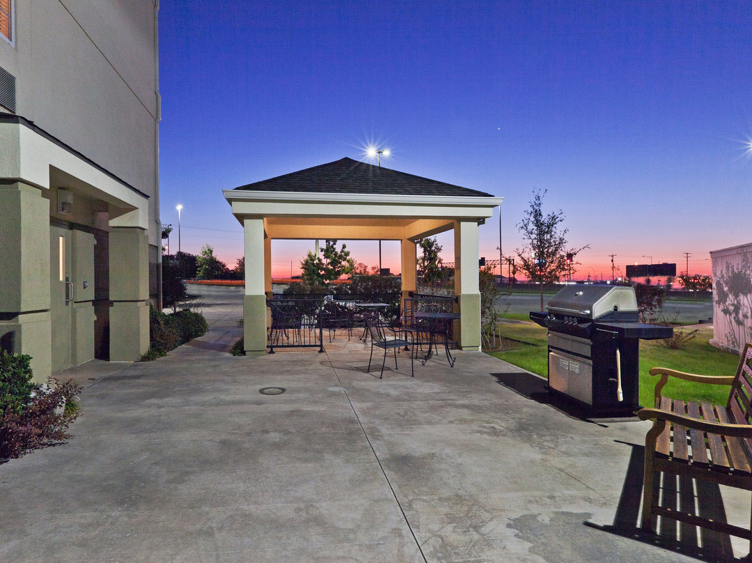 Candlewood Suites Wichita Falls @ Maurine St. by IHG主图