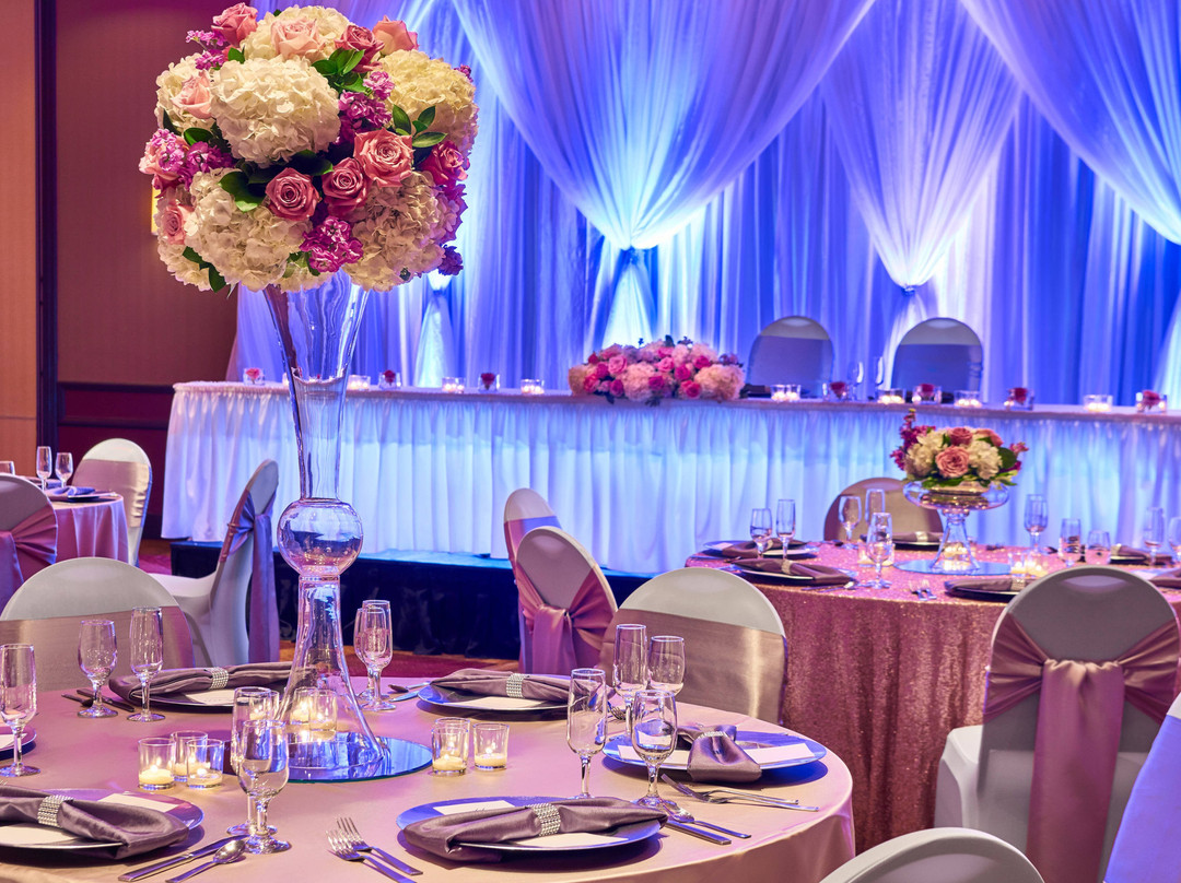 Four Points by Sheraton Milwaukee North Shore主图