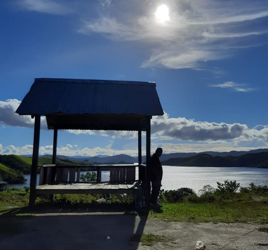 Bukit Teletubbies Kabupaten Jayapura-查亚普拉必去景点