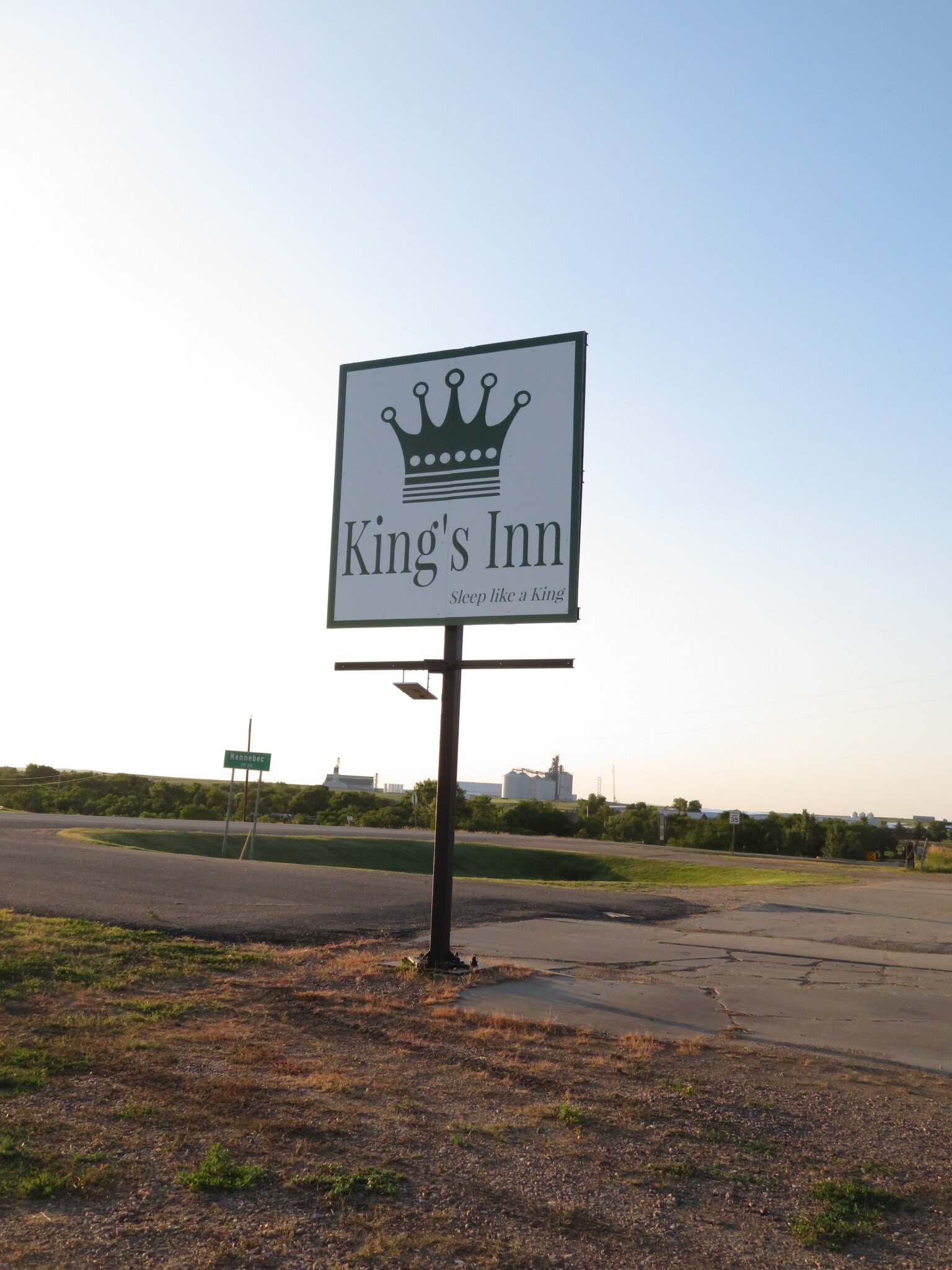 Kings Inn Motel-官方