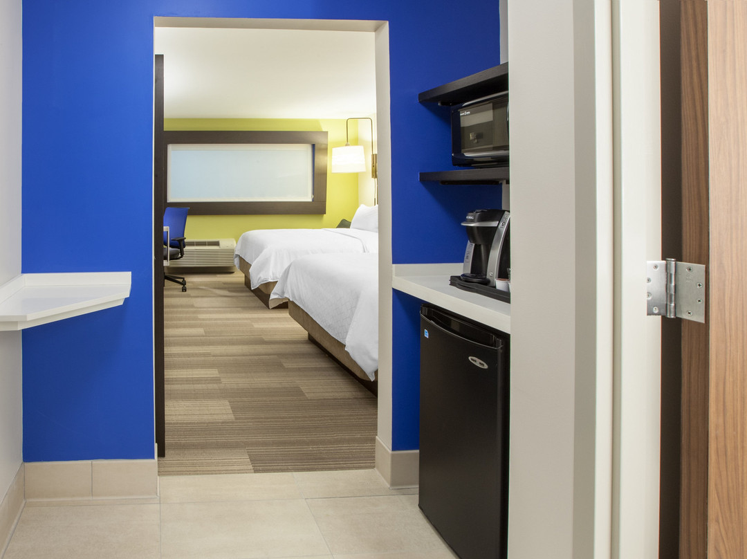 Holiday Inn Express 雷德克里夫 - 诺克斯堡 by IHG主图