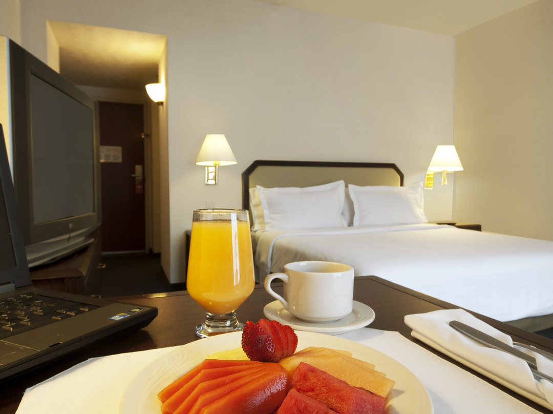 Fiesta Inn Toluca Tollocan主图