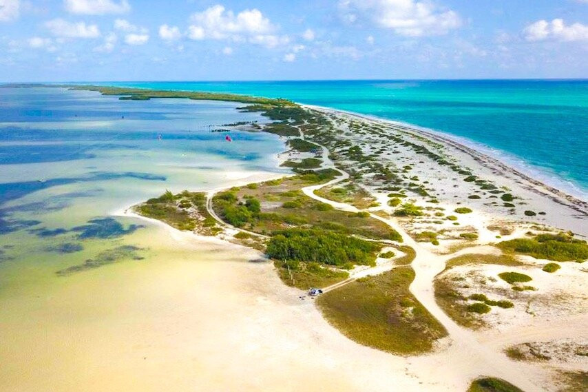 Wind Nomads Kitesurfing-Isla Blanca必去景点