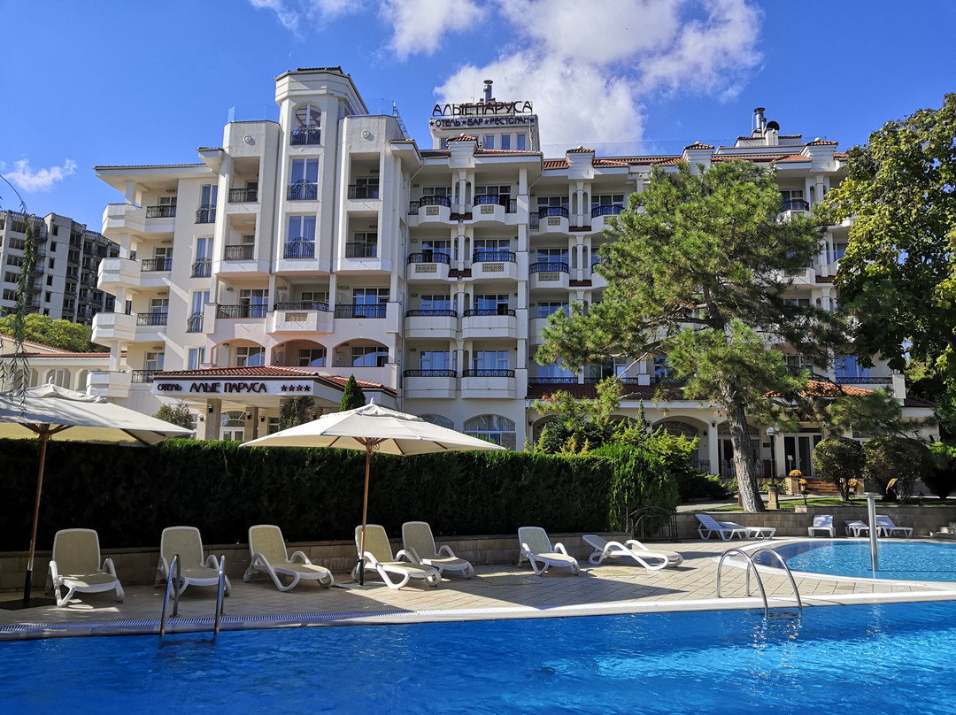 Alye Parusa Hotel主图