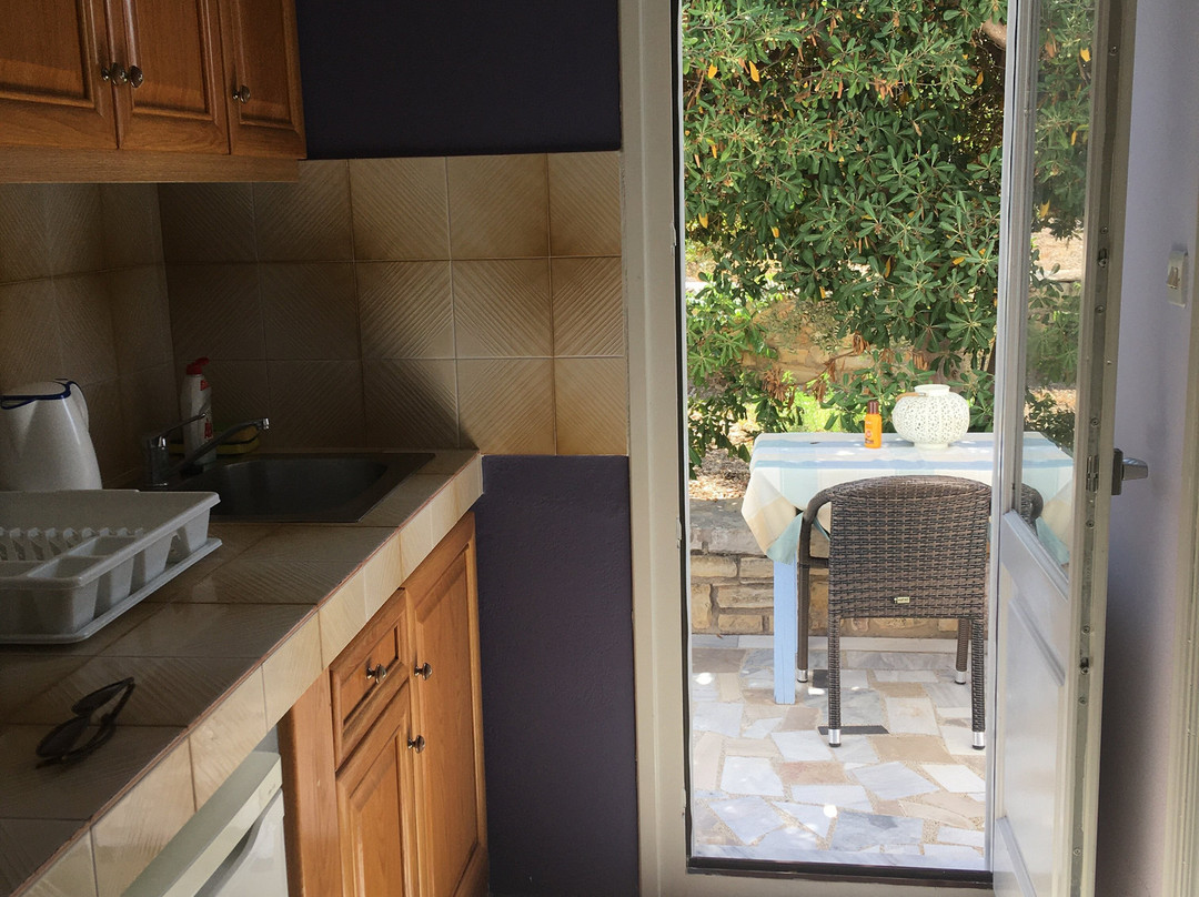 Filoxenia Studios主图