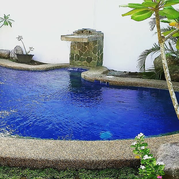 Hazel’s Massage and Nail Spa-岛印必去景点