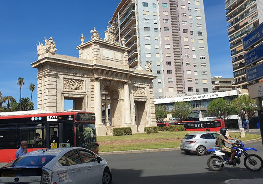 Puerta Del Mar-巴伦西亚必去景点