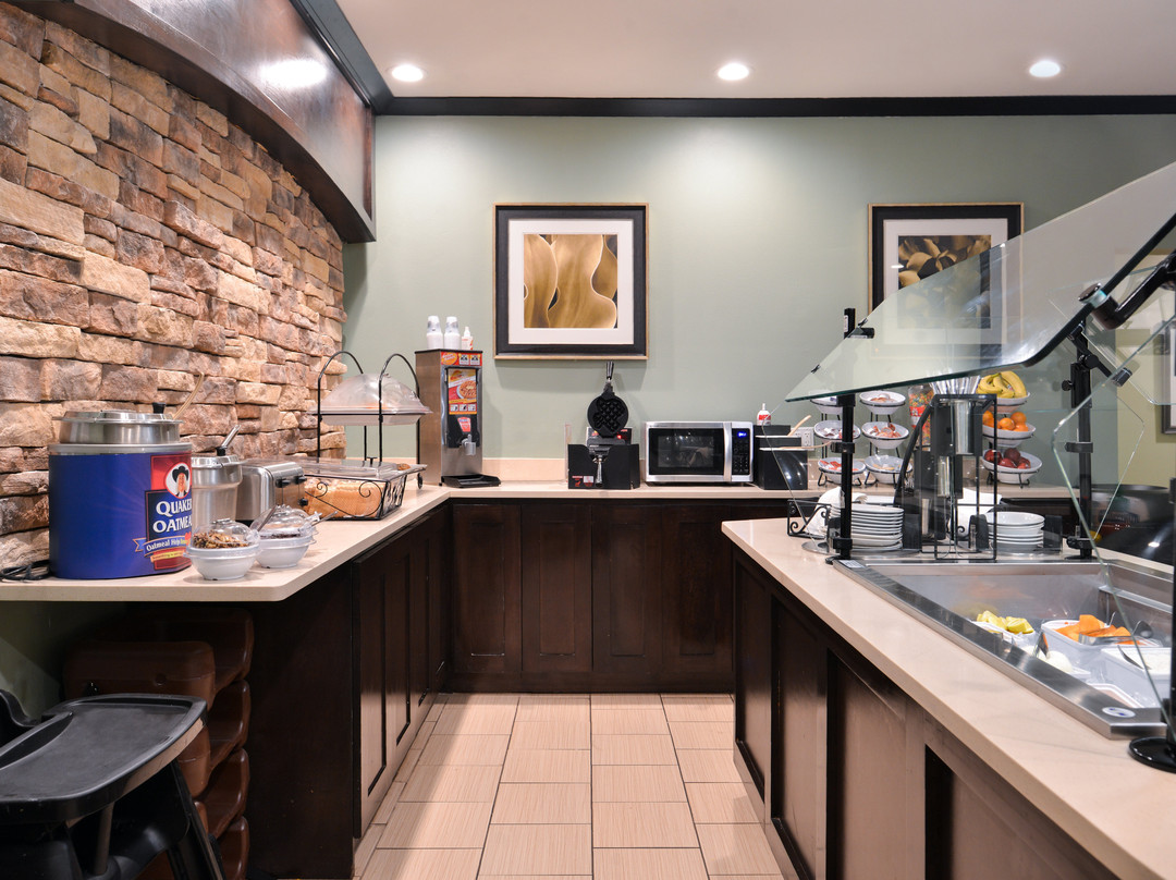 Staybridge Suites Wichita Falls By IHG主图