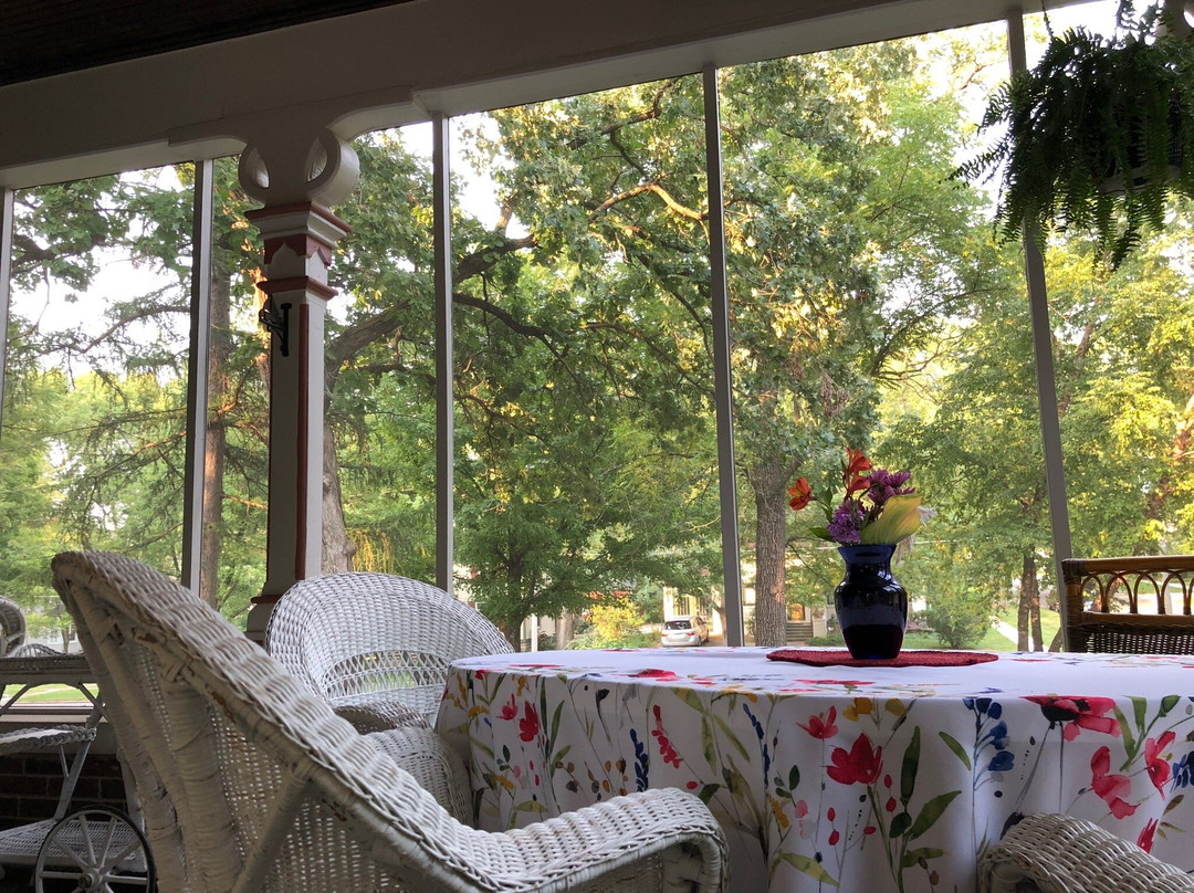 Larch Pine Inn Bed & Breakfast主图