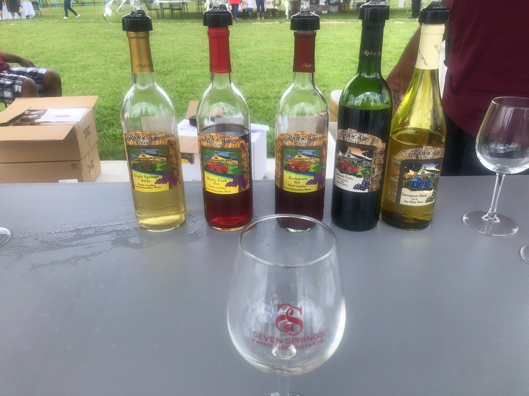 Seven Springs Farm & Vineyard景点图片