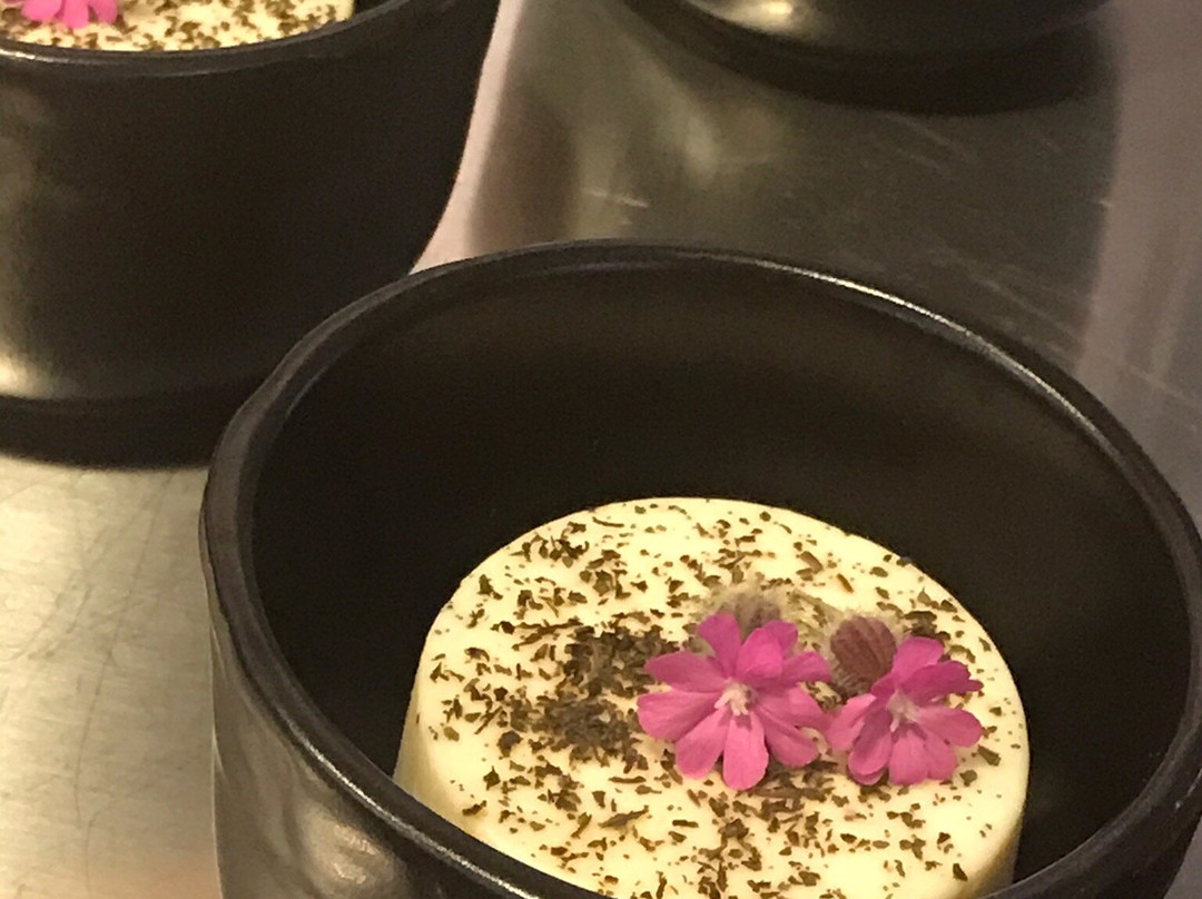Melette 2000景点图片