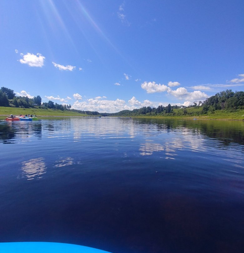 Gallan's Miramichi River Tubing景点图片