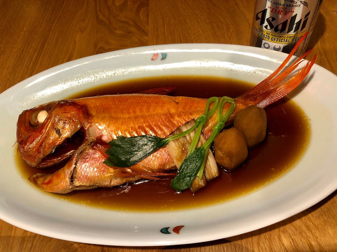 伊萨里比酒店主图