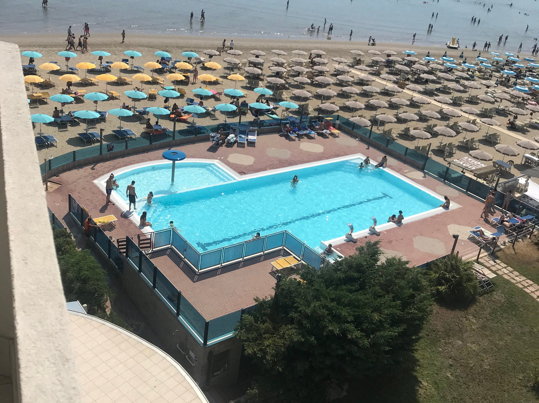 阿夏戈海滩酒店主图