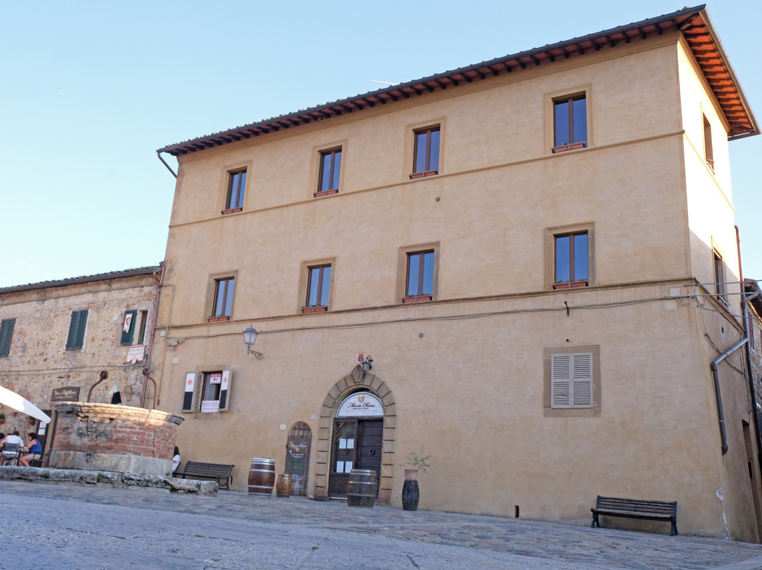 Castellina Scalo酒店住宿-Rooms and Wine al Castello