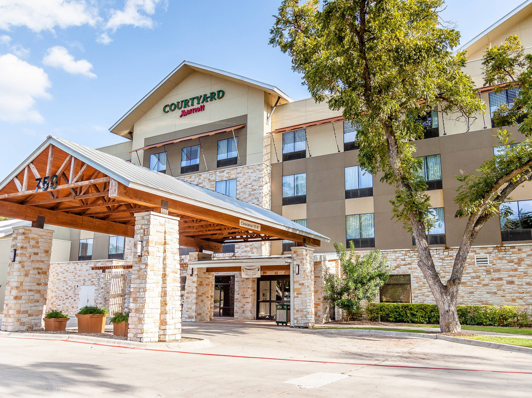 Courtyard by Marriott New Braunfels River Village主图