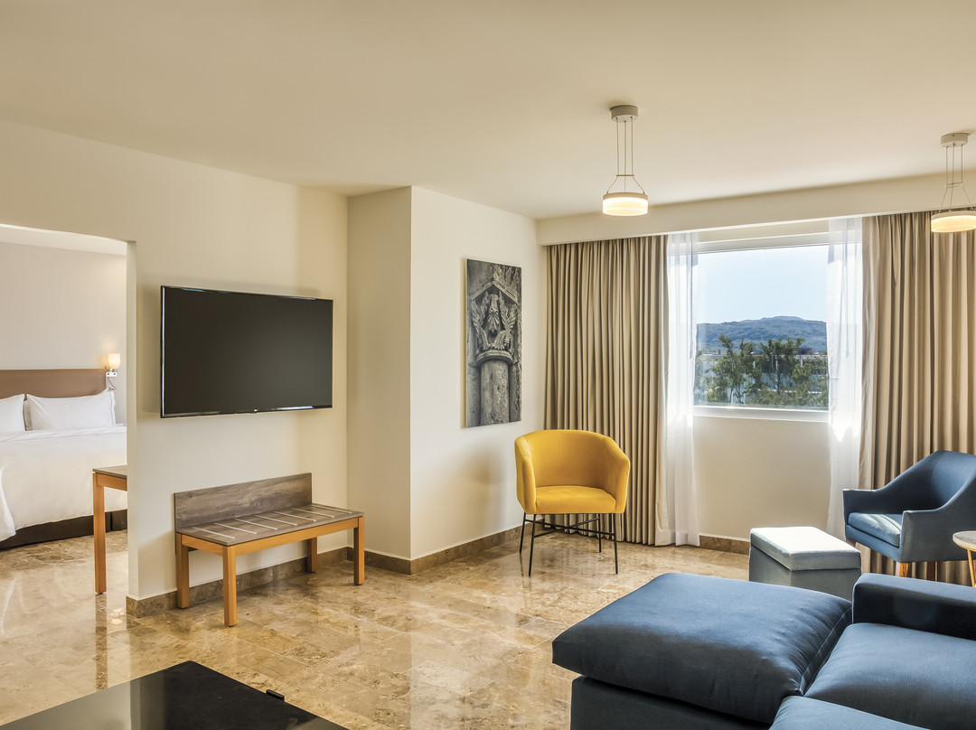 Fiesta Inn Guadalajara Periférico Poniente主图